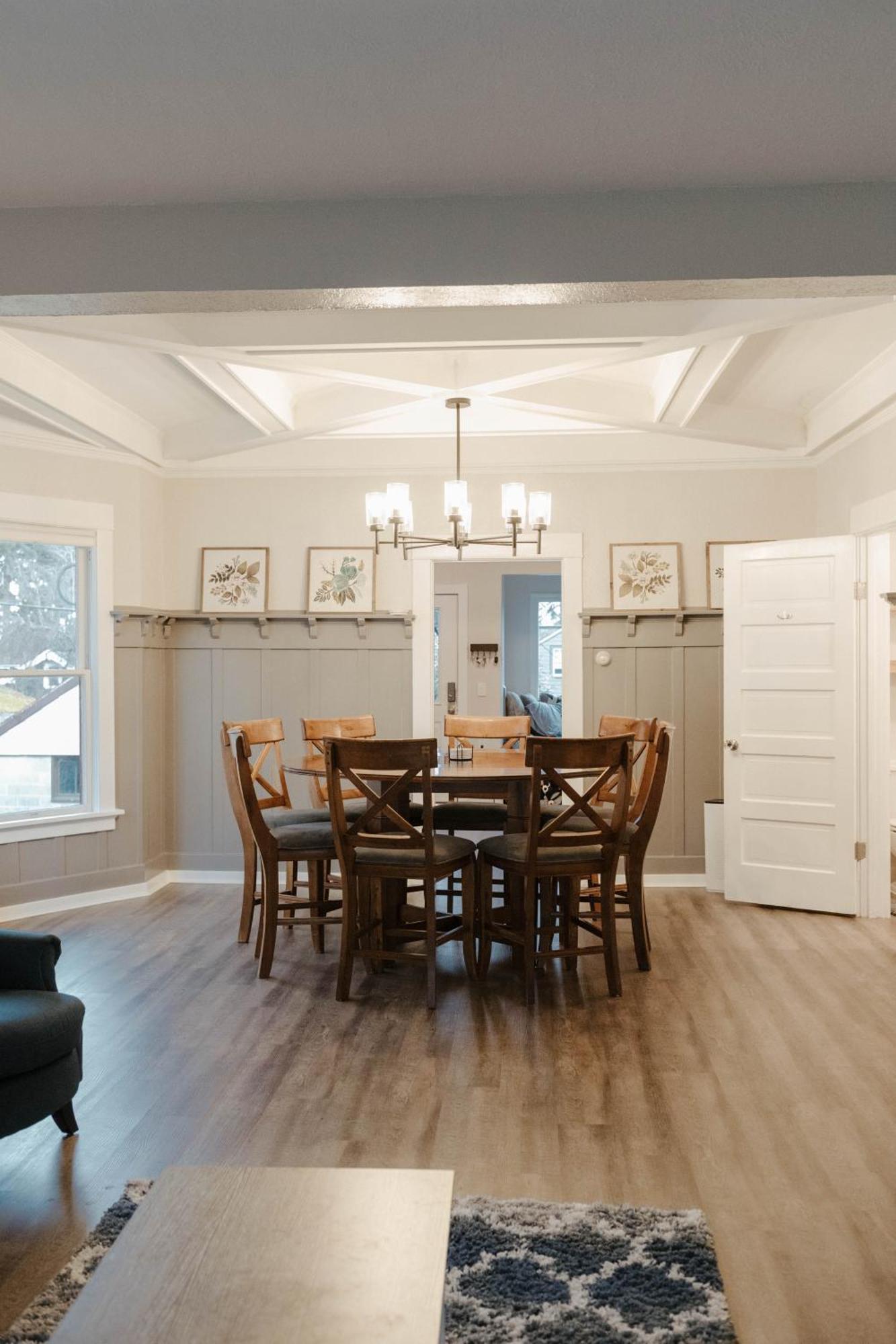 Central Tacoma Triplex Екстериор снимка
