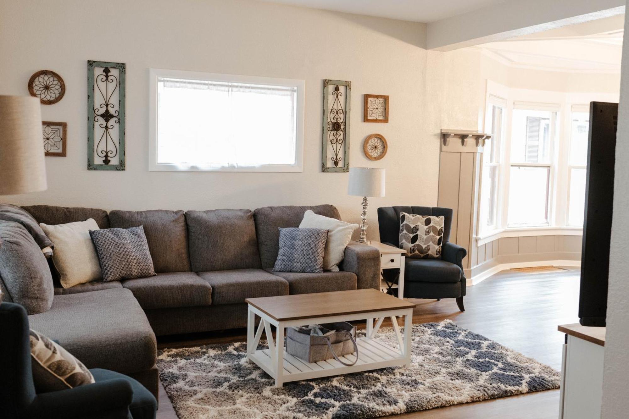 Central Tacoma Triplex Екстериор снимка